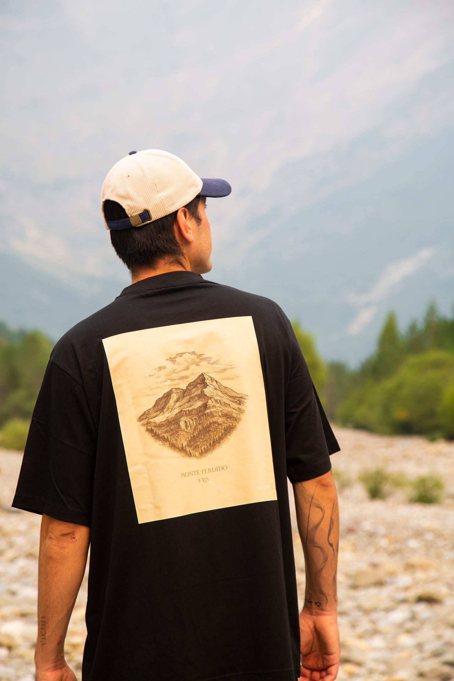 Camiseta Monte Perdido Oversize